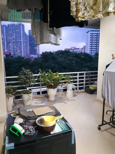 NHÀ ĐẸP! Căn nhà trong Ngõ 294 Kim Mã - Đường Ô tô - Mặt tiền Rộng, Thoáng
