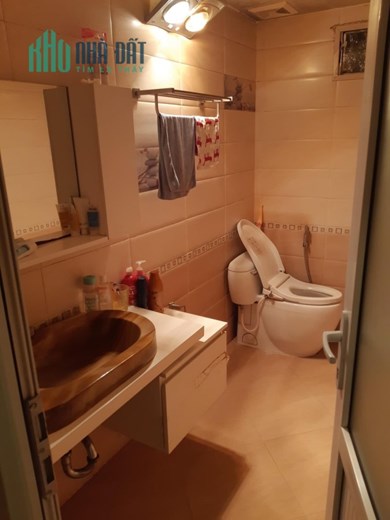 NHÀ ĐẸP! Căn nhà trong Ngõ 294 Kim Mã - Đường Ô tô - Mặt tiền Rộng, Thoáng
