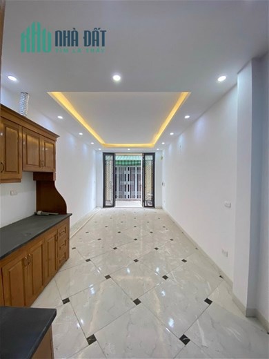 Bán nhà Hồng Hà - Tứ Hiệp, vị trí tiềm năng, SĐCC, ô tô 7 chỗ đỗ cửa, 3.9 tỷ