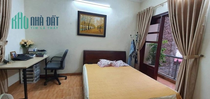 Hào Nam Đống Đa gara ô tô tránh KD 64mx5T, Mt 4,5m giá 11.9 tỷ. LH 0858751186