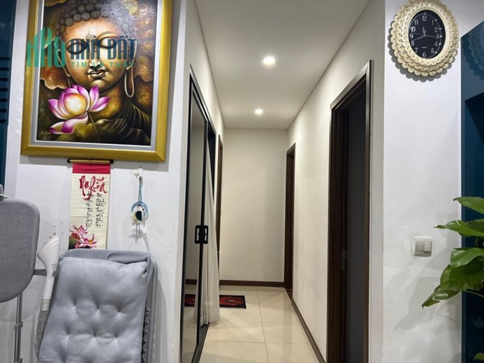 Xuất ngoại cần bán nhanh căn nhà xây tâm huyết 4x20 5 tầng Hòa Bình Tân Phú.