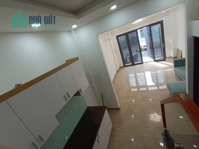 Chủ ngộp bán gấp nhà HXH NHỰA THÔNG TRƯỜNG SA -KHU VIP PHÚ NHUẬN -36m2