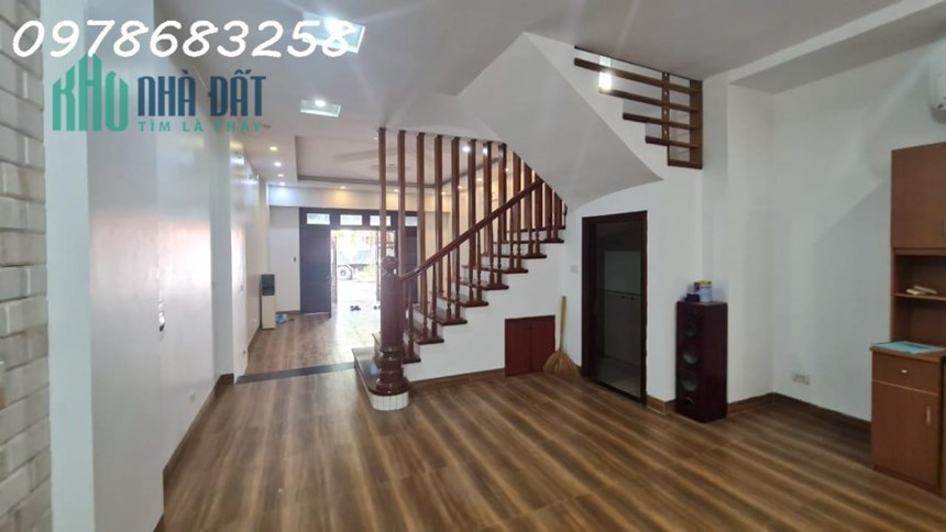 Siêu Hot! Nhà Đẹp Tương Mai, Ô tô đỗ cổng, Gần Chợ, DT50m2, 5 tầng, Giá chỉ 7 tỷ