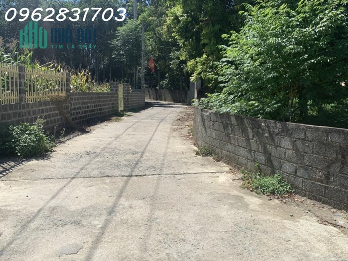 Bán lô góc 189m đồng vàng quốc oai giá rẻ giật mình thị trường chưa ai có