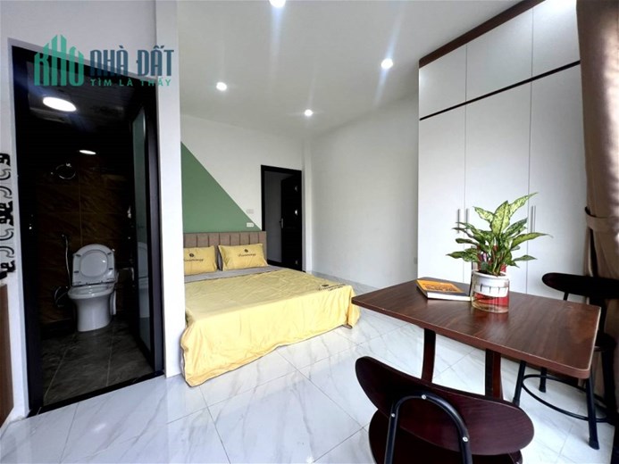 BÁN SIÊU PHẨM PHẠM VĂN ĐỒNG CCMN 60M2 5 TẦNG THANG MÁY DÒNG TIỀN 65TR/THÁNG