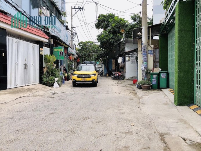 Ngay ngã ba Đông Quang, Nguyễn ảnh thủ Quận 12, DT 110m2