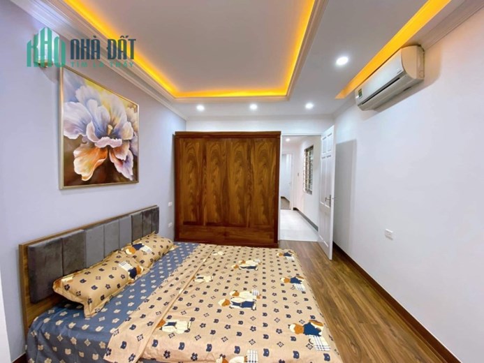 BÁN NHÀ LƯƠNG THẾ VINH, NHÀ MỚI FULL NỘI THẤT, LÔ GÓC, GARAGE Ô TÔ 40M NHỈNH  6 TỶ.