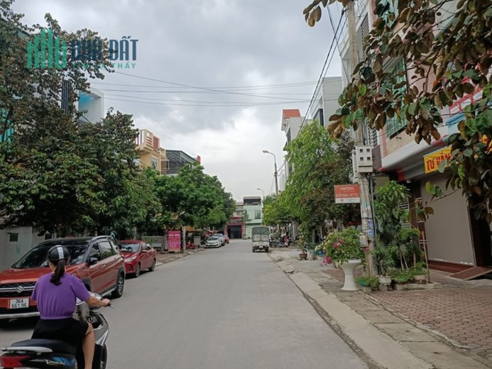 Bán nhà trung tâm phường Trường Thi gần Bệnh viện Thành phố