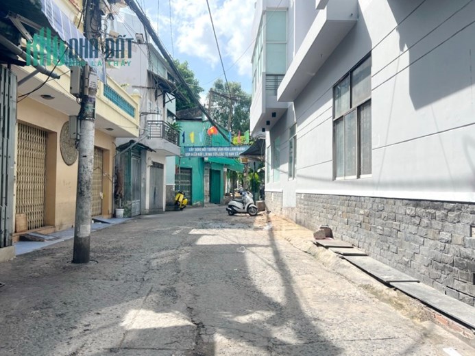 Nhà mới HXH sát MT Dạ Nam Phường 3 Quận 8 - 13 Triệu/Tháng