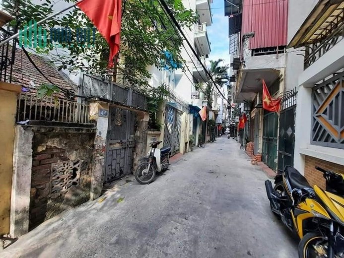 Đất phân lô Gần TIME CITY, ô tô vào nhà, nở hậu. dt 69m.