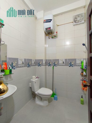 BÁN NHÀ NGHĨA ĐÔ CẦU GIẤY LÔ GÓC BA THOÁNG GẦN Ô TÔ TRÁNH   50M - 5 TẦNG NHỈNH 6 TỶ