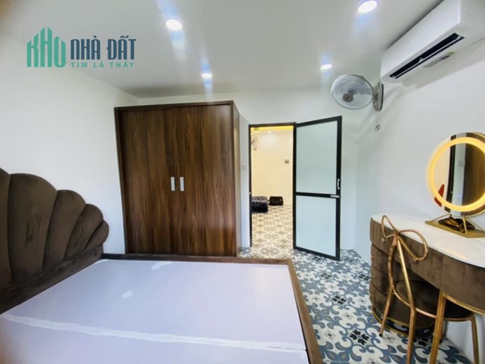 VÀO VIỆC !!! Nhỏ tiền TT Đống Đa, Thái Thịnh, 40m2  Chỉ Nhỉnh 1 Tỷ thôi