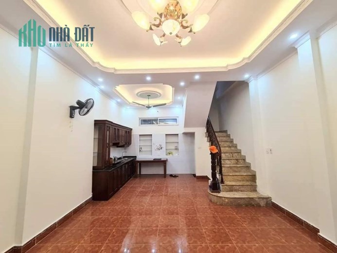 BÁN GẤP!!! Siêu phẩm sát MP Trường Chinh, 42m2  5T, Nhỉnh 4 Tỷ