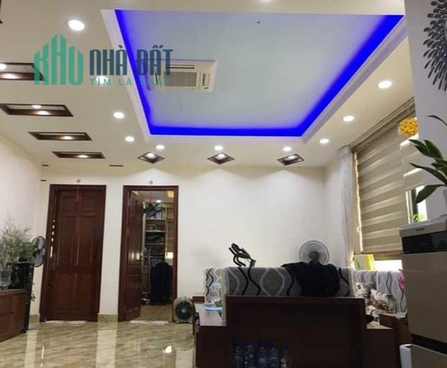 Căn hộ 96m2- 3PN Ngoại Giao Đoàn tầng trung BC Đông Nam 5 tỷ