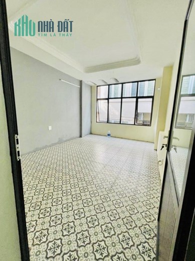 Bán nhà riêng, nguyên căn tại Phố Phương Mai, Quận Đống Đa, 4 tầng x 52m2, 2 mặt tiền kinh doanh, ở