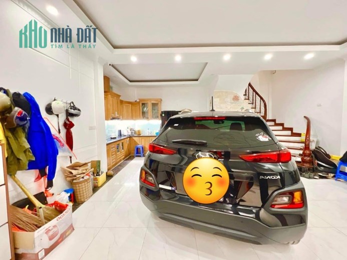 BÁN NHÀ TRUNG VĂN NHÀ MỚI FULL NỘI THẤT, LÔ GÓC, GARAGE Ô TÔ 40M NHỈNH  6 TỶ.