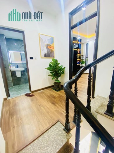 💥Nhà đẹp Cầu Giấy 40m*5T ngõ to, hệ thống thông minh, 2 thoáng, chỉ 5.75 tỷ💥