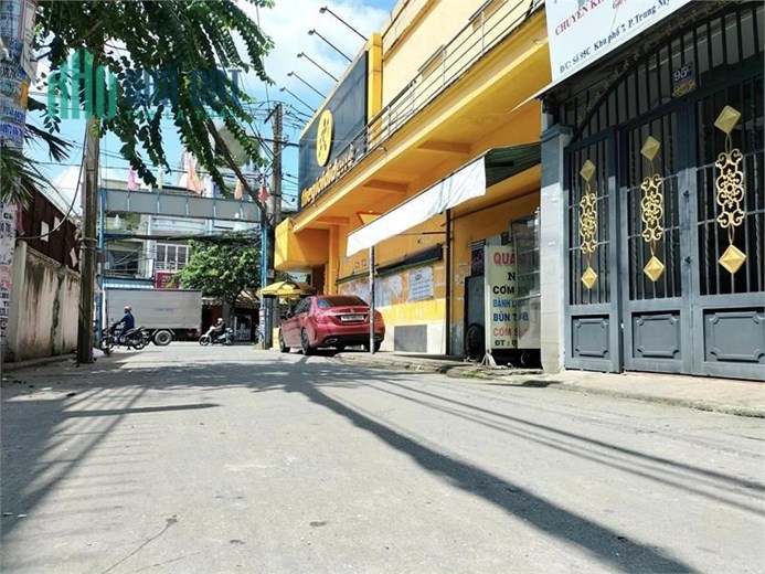 Chính chủ gửi, Nhà bến xe An Sương, 8x15m full thổ, nhỉnh 4 tỷ