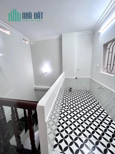 Bán nhà phố Trương Định, 38m x 4 tầng, 4 tỷ, ô tô đỗ cổng