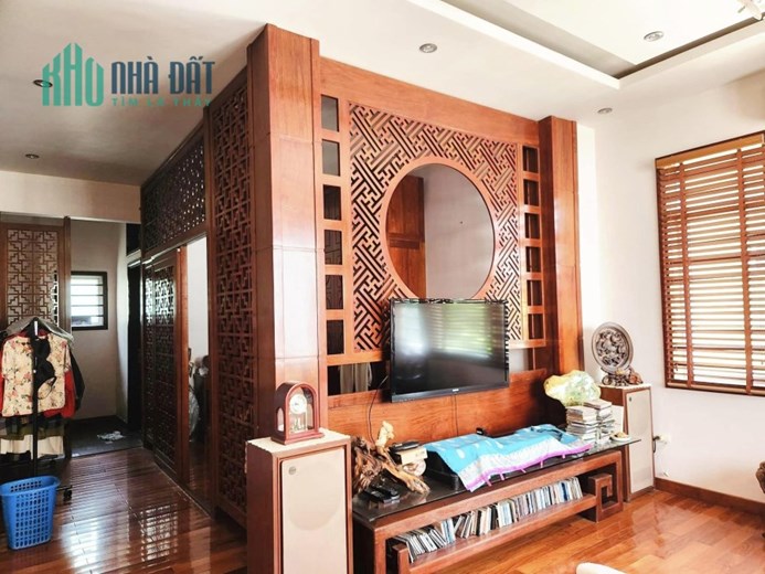 BT Khu Đô Thị Mới Nghĩa Đô 250/300m². 4 tầng “73.5 tỷ”. ( O94 lO7 l689. Mr Anh Đức )