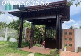 BÁN HOMESTAY BÌNH CHÁNH - 876M2- NHÀ GỖ XƯA - GIÁ BÁN 5.6 TỶ TL