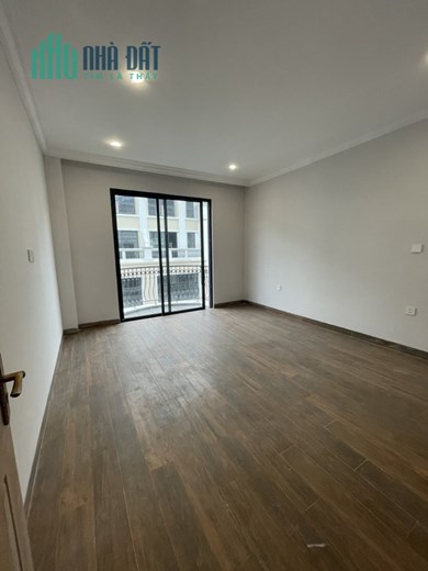 Cho thuê biệt thự Vinhomes Ocean Park 2, full cơ bản 5 tầng giá rẻ nhất
