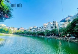 Bán nhà Võ Thị Sáu, ô tô, kinh doanh, sát hồ. 42m* 5T, hai mặt thoáng.
