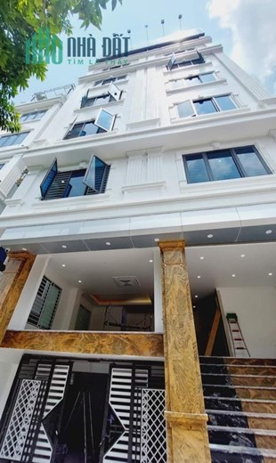 Mặt phố Cổ Nhuế 135.2m2, Kinh doanh sầm uất, 2 tầng 15.8tỷ