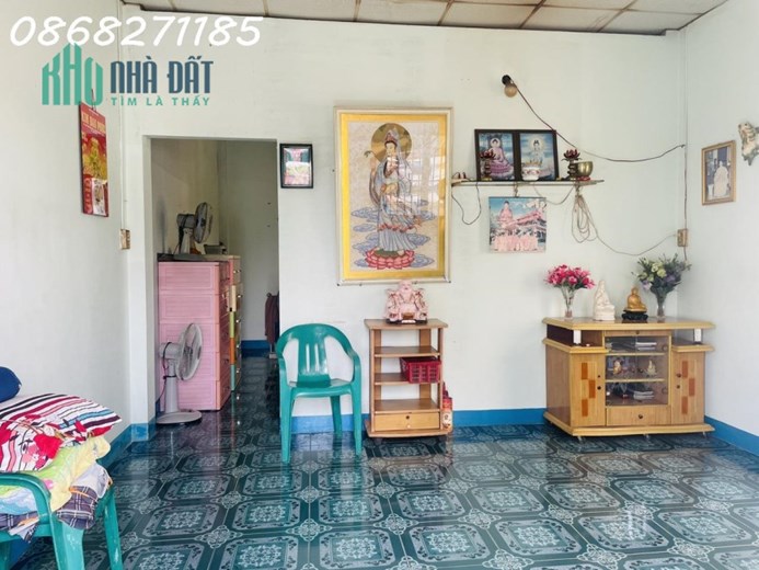 Bán Nhà Ngay Bến Xe An Sương, HXH Thái Thị Giữ, 60M2, 2Tầng 2 Mặt Tiền, SHR, Chỉ 3 Tỷ 1.
