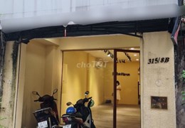 Cho thuê nhà nguyên căn hẻm xe tải ở 315/8B Lê Văn Sỹ, P13, Quận 3