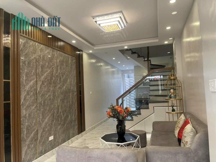 Bán nhà mặt ngõ Miếu Hai Xã ô.tô qua lại, diện tích 45m 2 tầng mới tinh GIÁ 2.45 tỉ
