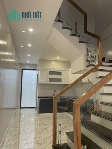 Bán nhà mặt ngõ Miếu Hai Xã ô.tô qua lại, diện tích 45m 2 tầng mới tinh GIÁ 2.45 tỉ