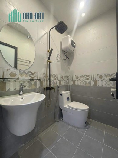 Bán nhà mặt ngõ Miếu Hai Xã ô.tô qua lại, diện tích 45m 2 tầng mới tinh GIÁ 2.45 tỉ