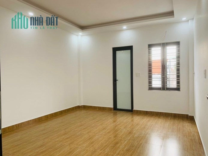 Bán nhà xây mới tinh ngõ 47 Khúc Thừa Dụ 1, diện tích 62m 3 tầng độc lập GIÁ 3.45 tỉ