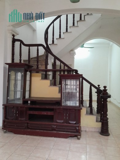Bán nhà Cổ Nhuế 2, diện tích 40m2, thiết kế 4 tầng, khu vực an ninh, cách mặt đường ô tô 8m