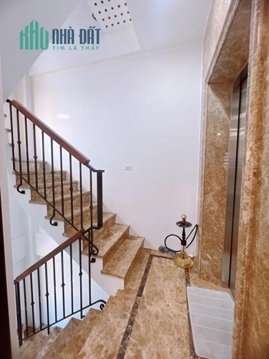 Nhà mặt phố Kim Hoa 50m2*5T, Thang máy MT 5.35M giá 12.8 Tỷ