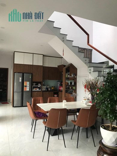 BÁN BẤT CHẤP - NGAY PHƯỜNG ỦY HBP - BÁN NHÀ 3 TẦNG - 4PN - 70M2 - HXH - CHỈ 5 TỶ