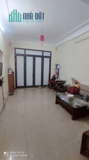 Bán ngôi nhà 44m2 phố An Dương, Tây Hồ Chủ tự xây 3 phòng Ô tô đua 10m 3.2 Tỷ