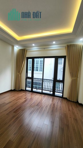 Bán ngôi nhà 41m2 phố An Dương, Tây Hồ Dân xây 3 ngủ 2 Ô tô tránh 10m 3.2 Tỷ