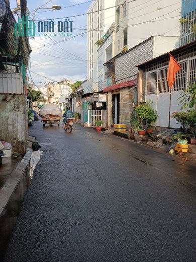 Cần bán nhà Lũy Bán Bích 100m2, 2 tầng chỉ 6.8 tỷ - 0978314313