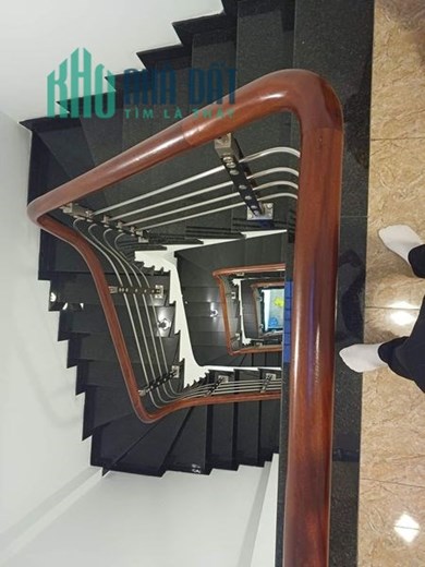 CHỦ NHỜ BÁN GẤP NHÀ ĐẸP XUÂN THỦY, DÂY XÂY, GẦN ÔTÔ, 52M2 CHỈ HƠN 6TỶ