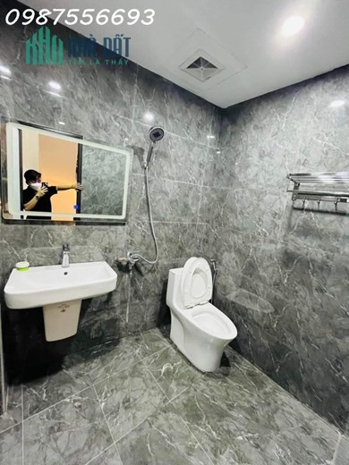 BÁN NHÀ NGUYỄN TRÃI, 66m2x 3T, MT4m, Ô TÔ ĐỖ CỬA, LÔ GÓC, KINH DOANH, CHỈ NHỈNH 4 TỶ