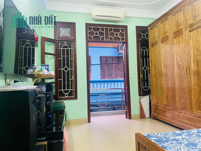 ĐÁO HẠN NGÂN HÀNG, BÁN GẤP KIM NGƯU, NHÀ DÂN XÂY, 2 THOÁNG, 54m x 4T, NHỈNH 4 TỶ 0901754149