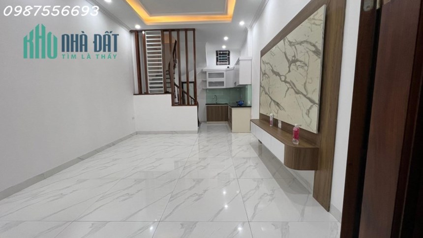 BÁN NHÀ THỊNH QUANG, 45m2x 3T, MT7.2m, Ô TÔ ĐỖ CỔNG, LÔ GÓC, KINH DOANH, CHỈ NHỈNH 4 TỶ