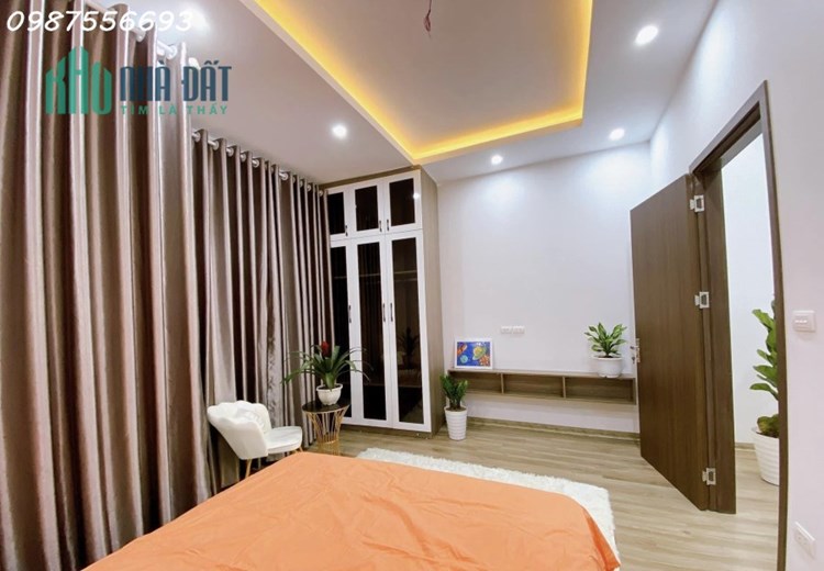 BÁN NHÀ THỊNH QUANG, 40m2x 4T, MT3.5m, Ô TÔ ĐỖ CỔNG, LÔ GÓC, KINH DOANH, CHỈ NHỈNH 3 TỶ