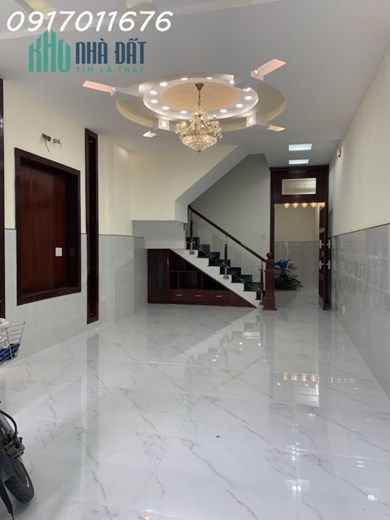 MT CHỈ 13.5 TỶ , ĐANG CHO THUÊ 30TR/THÁNG. DT 4.5X21, 5 TẦNG.