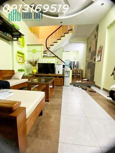 BÁN NHÀ THỊNH QUANG, 38m2x 4T, MT3.5m, Ô TÔ ĐỖ CỔNG, LÔ GÓC, KINH DOANH, CHỈ NHỈNH 3 TỶ