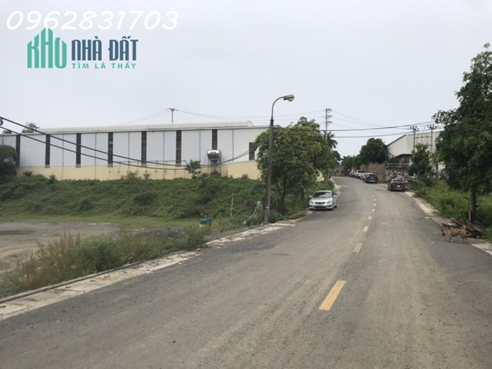 Bán 606m đát phú mãn giá rẻ giật mình chỉ nhỉnh 2 tỷ mần non,bám đường nhựa