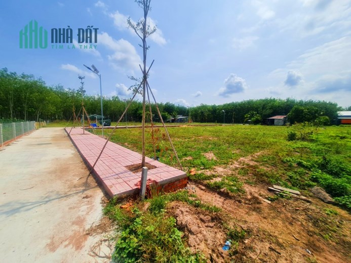 Cực SỐC :  Đất Ngợp
Rộc B,  Gò Dầu