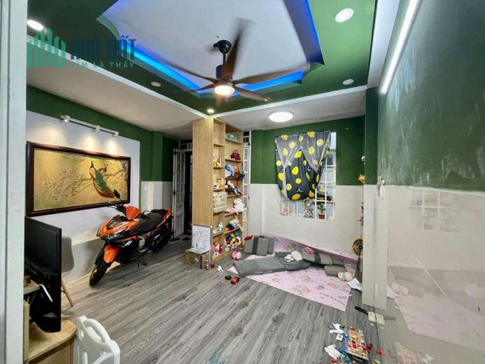 Bán nhà đep thông Chế Lan Viên quận Tân phú 35m2 -4T BTCT chỉ 3.6 ty còn TL